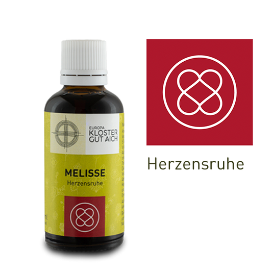 Traditionelle Kräutertinktur aus biologischer Melisse nach klösterlicher Herstellungstradition